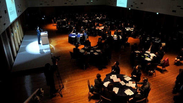 新潟市　結婚式場　ピアザララルーチェ　プランニング　グランプリ　新郎新婦　おめでとう