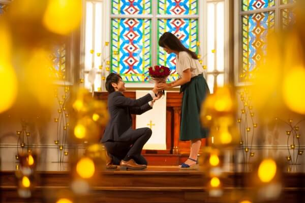 新潟市　結婚式場　ピアザララルーチェ　フォトスポット　プロポーズ　