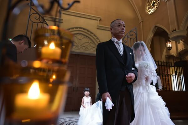 挙式　バージンロード　ルーチェ