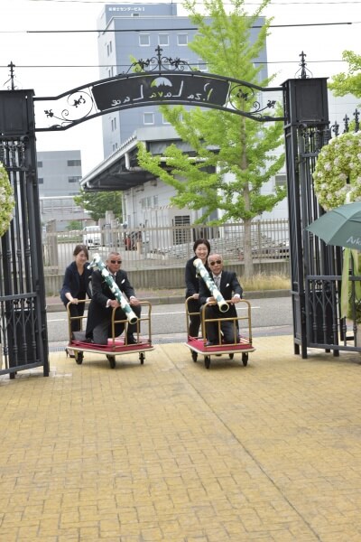 演出　広場　ルーチェ