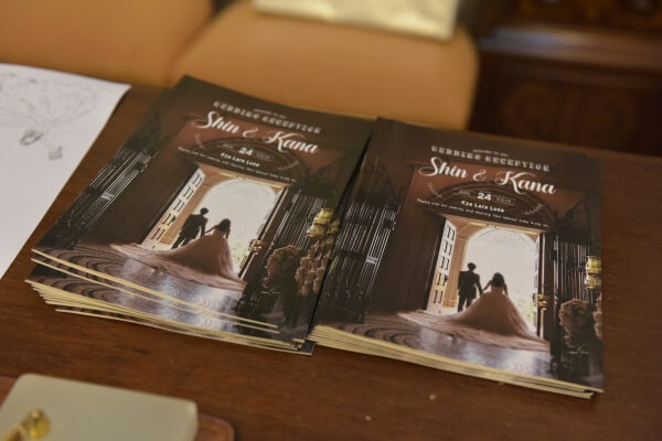 ルーチェ プロフィールブック