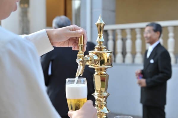 ビール　ピアザララルーチェ